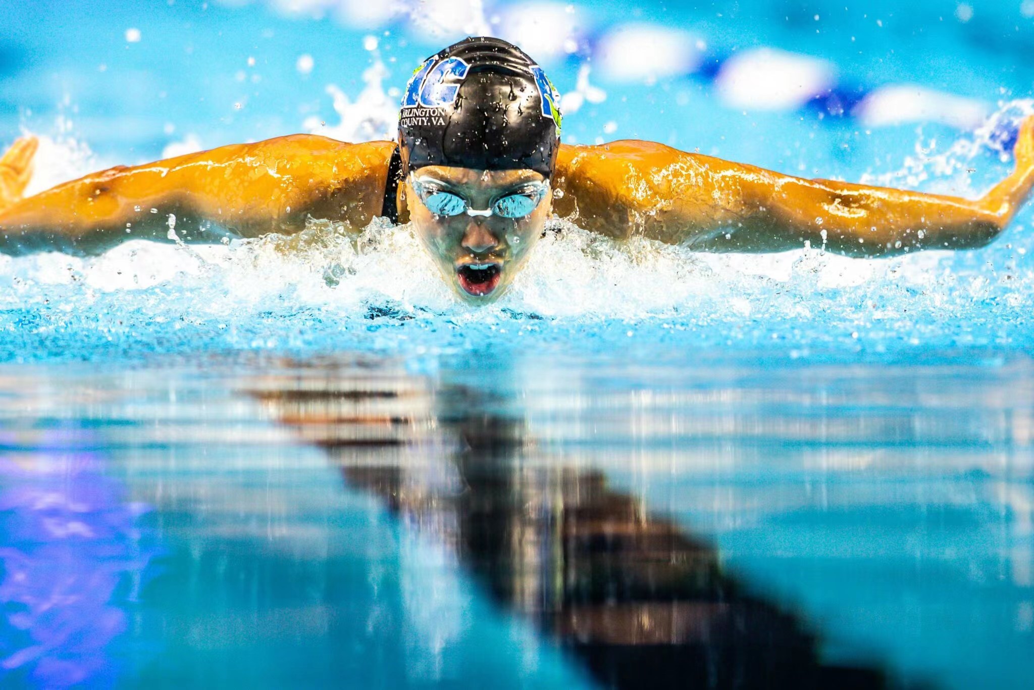 爱游戏在线-游泳选手发挥出色，荣膺最佳MVP