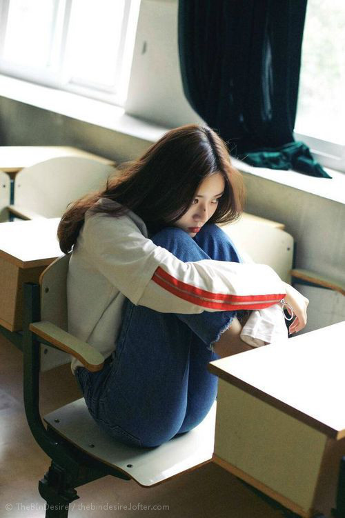 爱游戏官方-舞台中央，马克西45分孤星闪耀 勇士1分险胜揭示卫冕隐忧