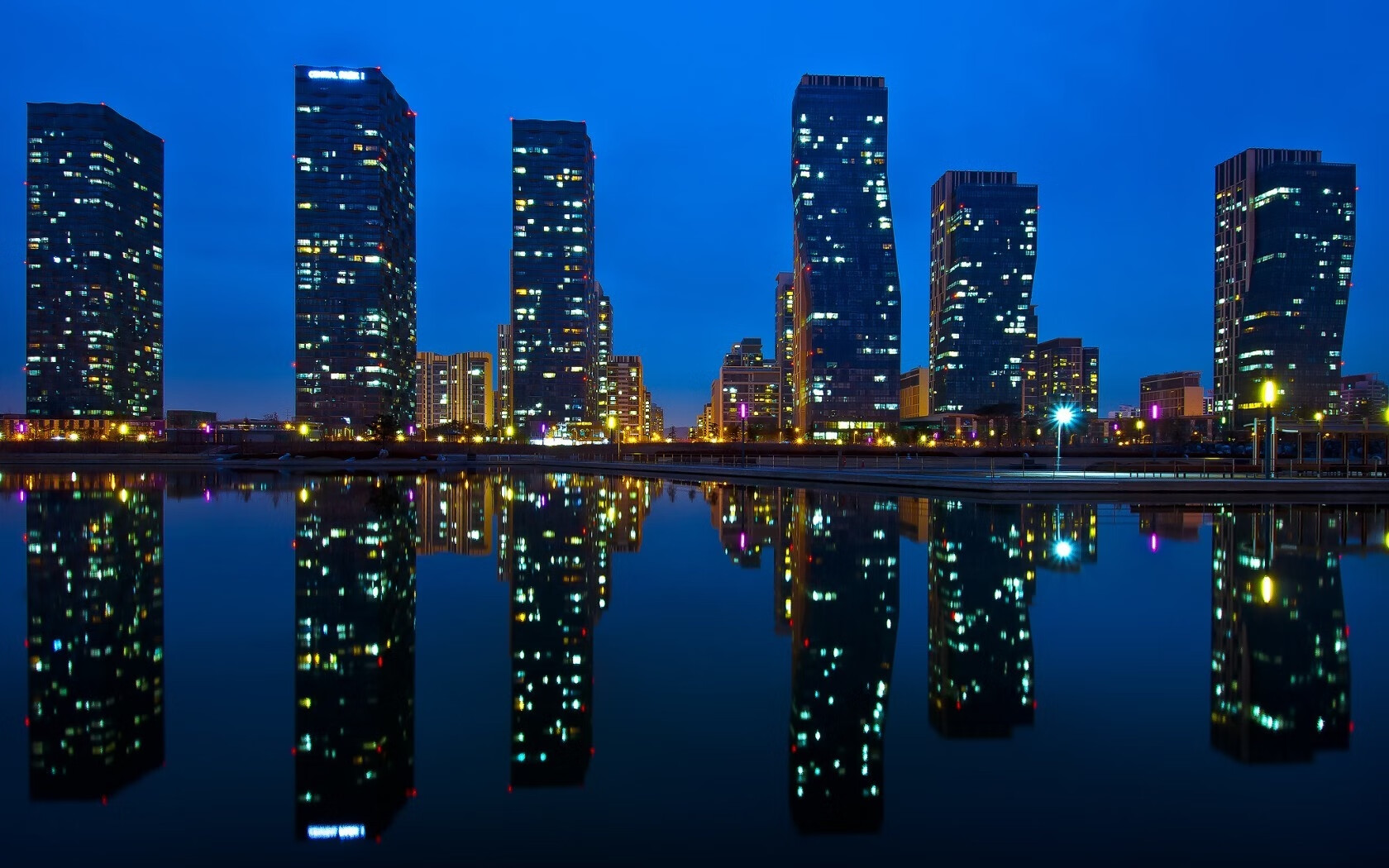 跨界巅峰对决，莱比锡红牛末节发力，在NBA总决赛焦点战中逆转卡塔尔奇迹