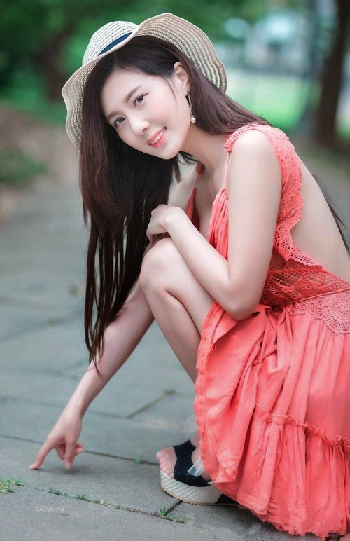 锡安左手劈开风暴，火箭压哨绝杀背后的新王加冕