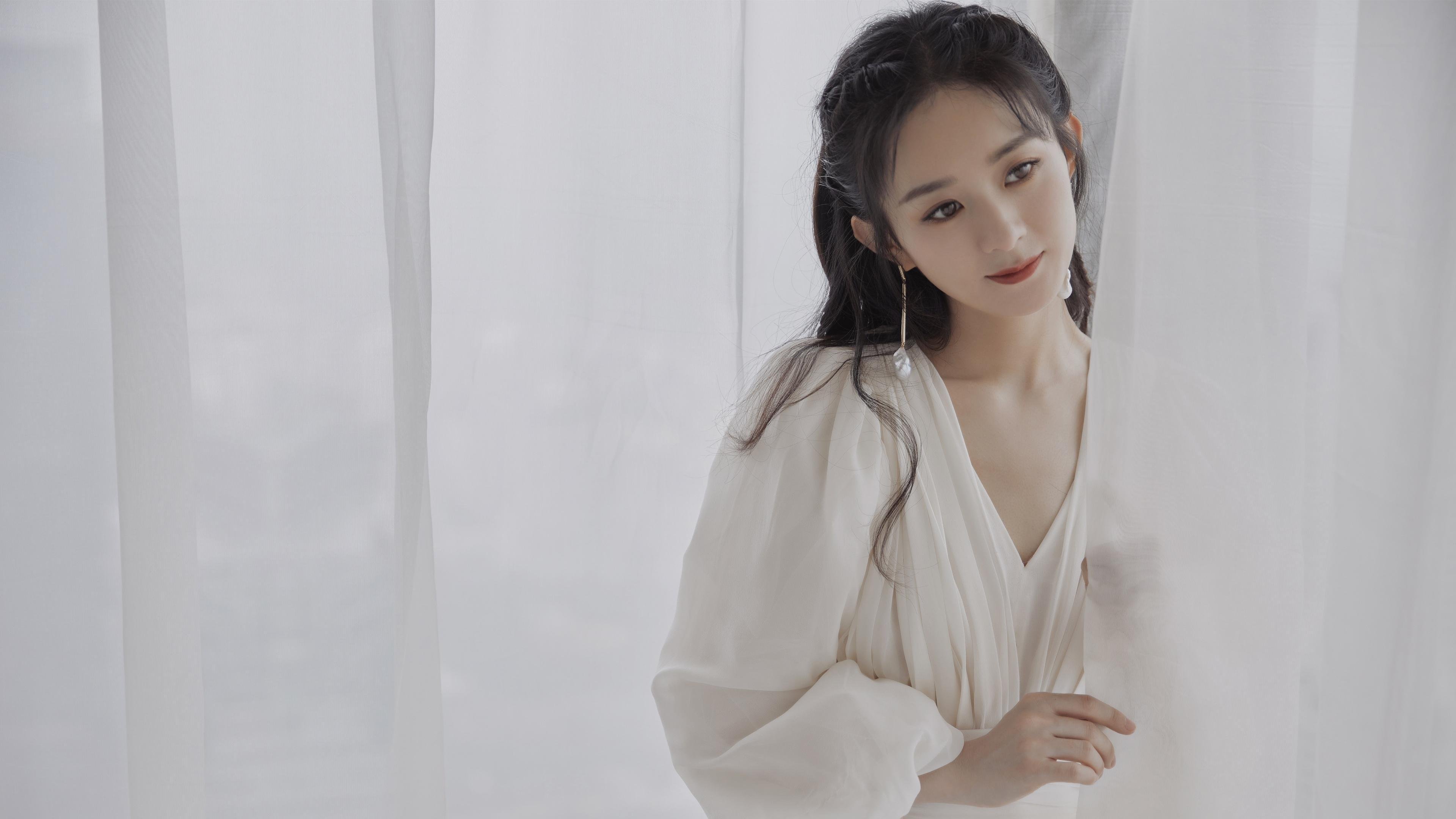 爱游戏娱乐-头名之争的完美演绎，捷克完胜秘鲁，格列兹曼引领默契风暴